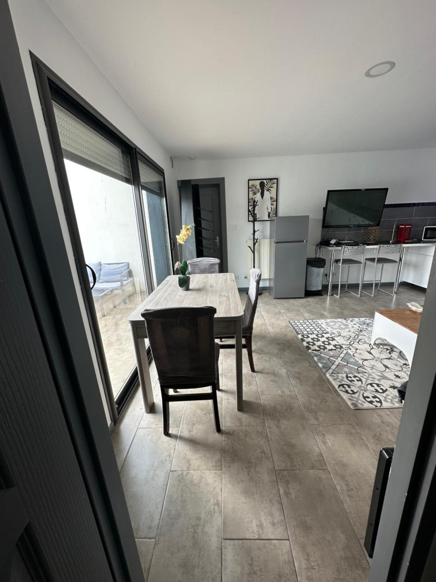 Superbe Appartement Avec Piscine Et Spa Privatif Villeneuve-lès-Béziers 외부 사진